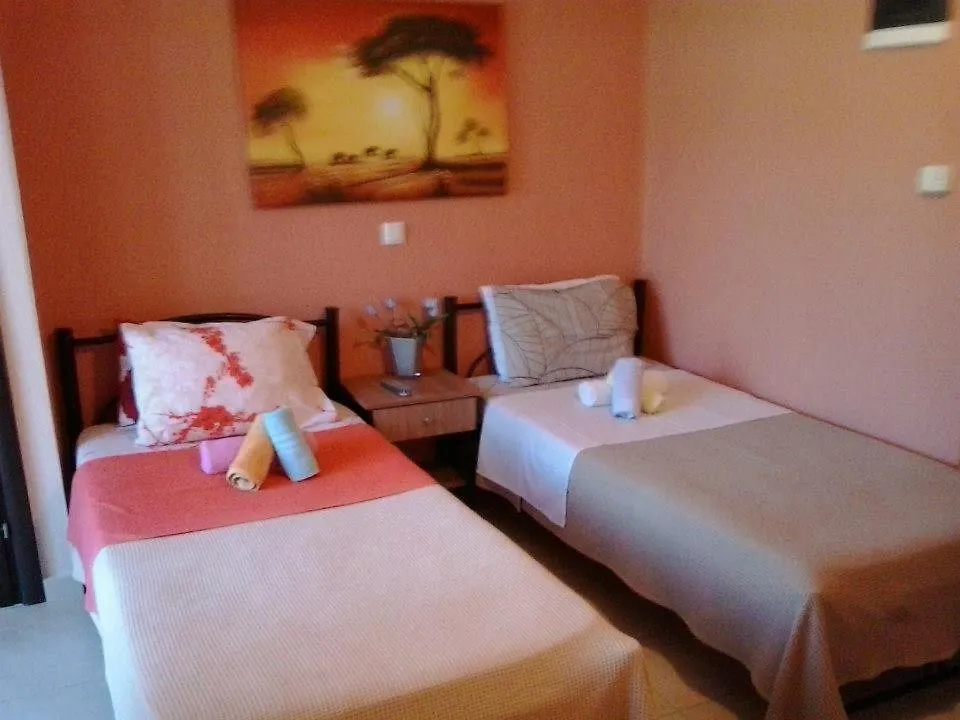 Inn Musses Hotel Stratonion